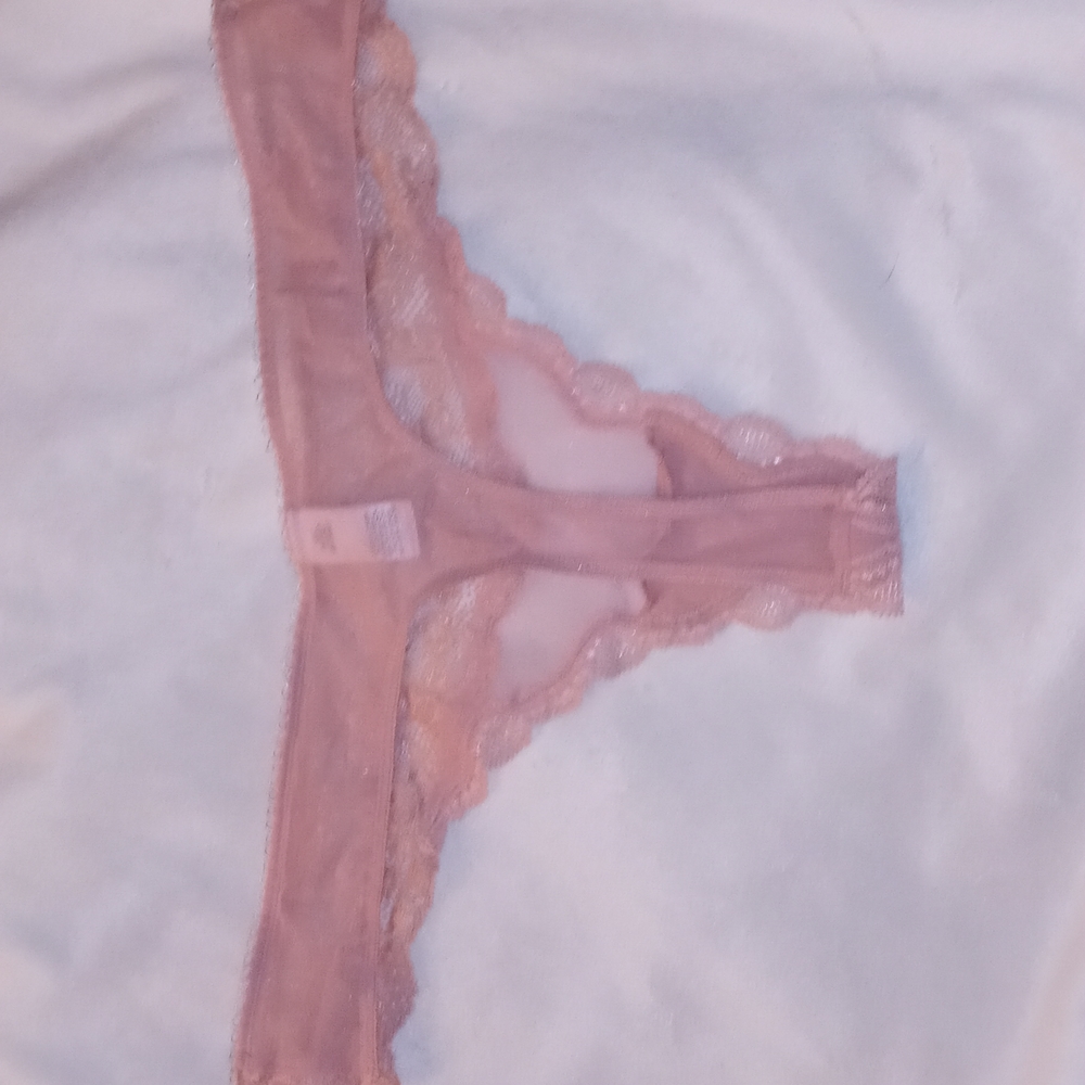 Victoria's Secret Angels Thong Size M - Picture 2 of 3